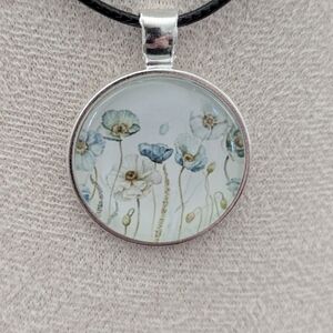 Floral Pendant Necklace